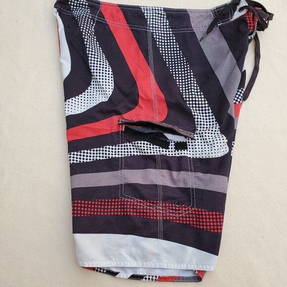 O'Neill black, red, gray, and white board shorts/swim trunks - Picture 9 of 11